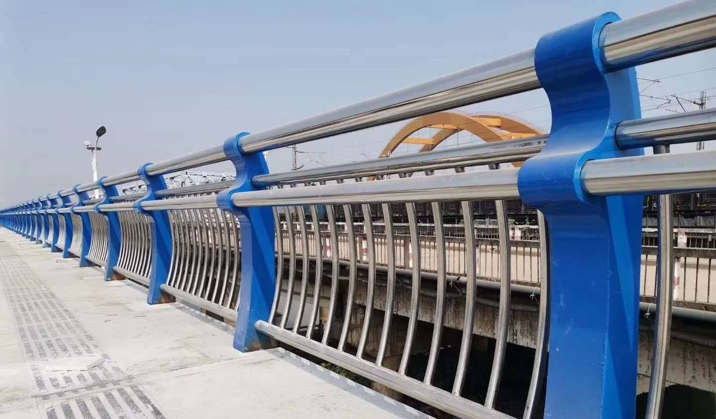 杨浦桥梁不锈钢防撞护栏