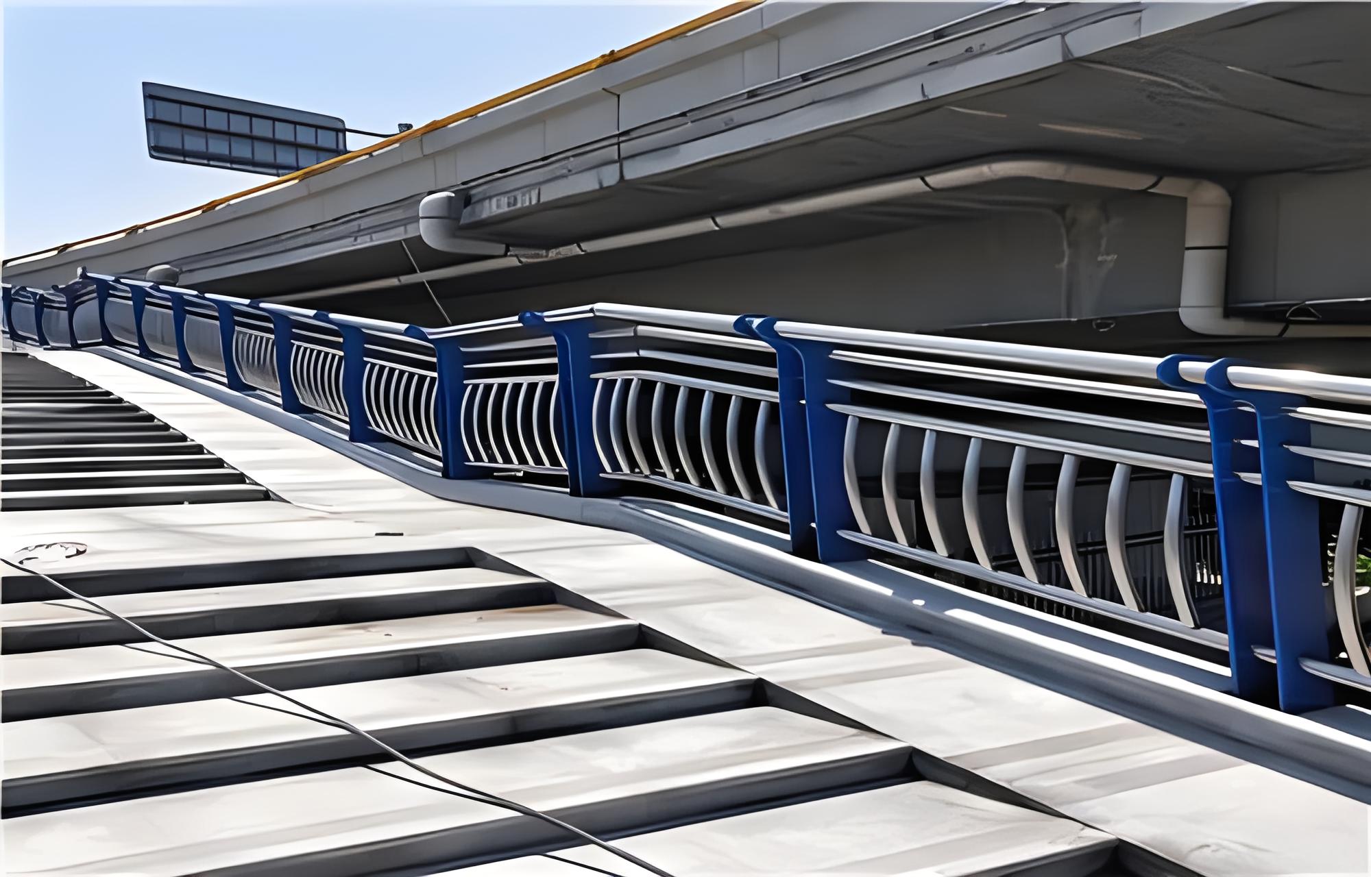 杨浦不锈钢桥梁护栏维护方案：确保安全，延长使用寿命